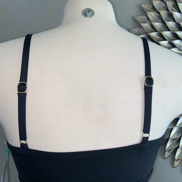 Penbrooke sleek women’s swimwear - Picture 7 of 16